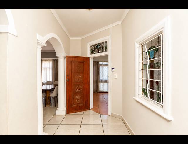 4 BEDROOM HOUSE FOR SALE IN GLENWOOD